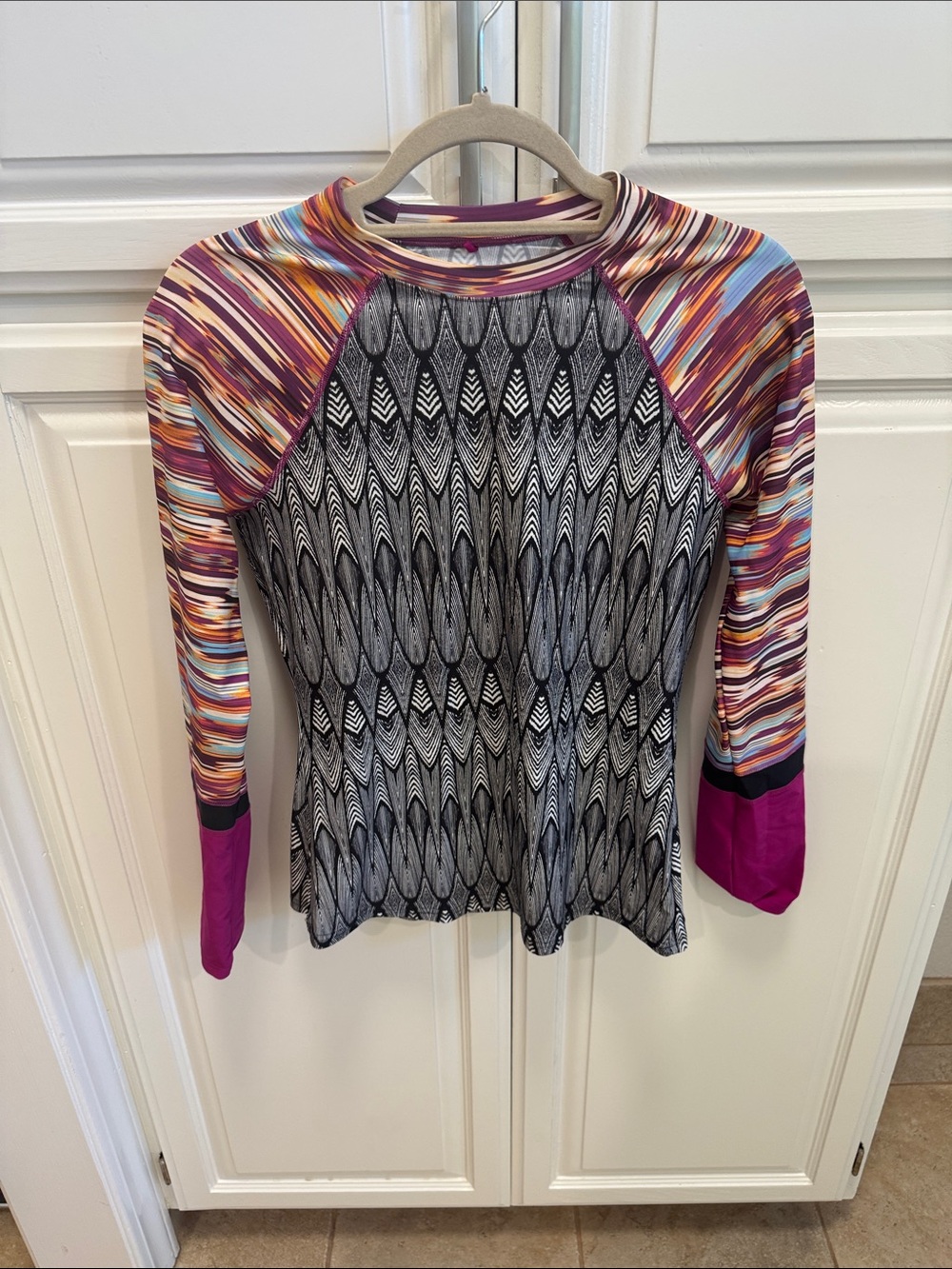 Prana Multicolor Raglan Long-Sleeve Top with Black Pattern and Magenta Cuffs